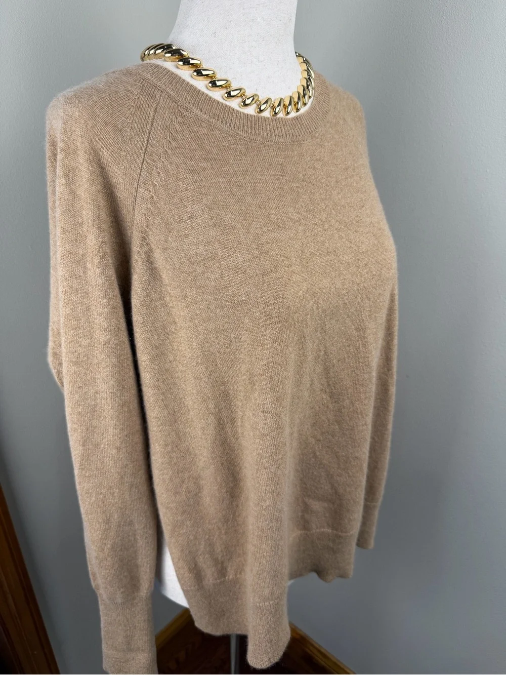 J.Crew 100% Cashmere Sweater Tan Camel Crewneck Pullover Size M